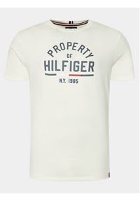 TOMMY HILFIGER - Tommy Hilfiger T-Shirt Graphic MW0MW32641 Biały Regular Fit. Kolor: biały. Materiał: bawełna #4
