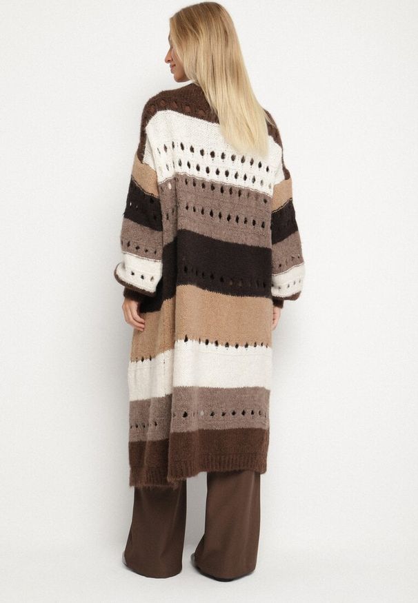 Born2be - Brązowy Długi Kardigan Ażurowy w Paski z Domieszką Wełny i Wiskozy Ilomine. Okazja: na co dzień, na spotkanie biznesowe. Kolor: brązowy. Materiał: wełna, wiskoza. Długość: długie. Wzór: ażurowy, paski. Styl: casual, biznesowy