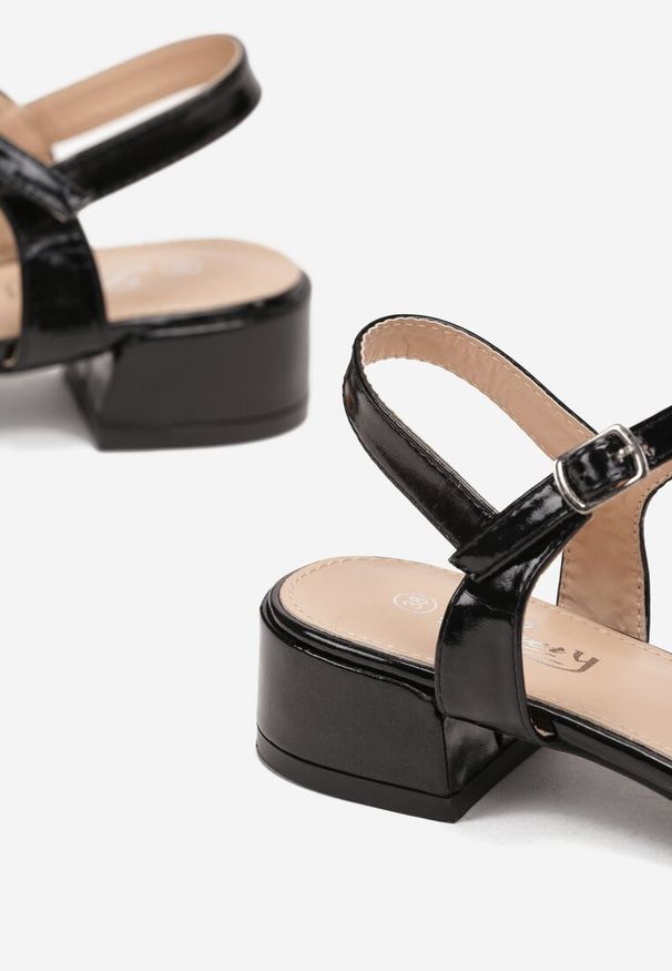 Renee - Czarne Sandały w Cyrkonie na Niskim Słupku Kanora. Kolor: czarny. Obcas: na słupku. Styl: elegancki