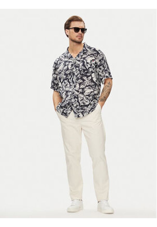 TOMMY HILFIGER - Tommy Hilfiger Koszula Bowling UM0UM03227 Granatowy Relaxed Fit. Kolor: niebieski. Materiał: wiskoza