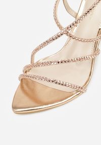 Born2be - Szampańskie Sandały na Szpilce Ozdobione Cyrkoniami Thelmia. Okazja: na co dzień. Zapięcie: sprzączka. Kolor: złoty. Materiał: jeans. Wzór: aplikacja. Obcas: na szpilce. Styl: klasyczny, casual, elegancki #7