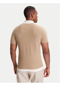 Guess Sweter M5YR11 Z3OE2 Beżowy Regular Fit. Kolor: beżowy. Materiał: syntetyk