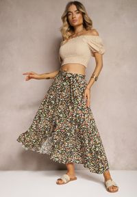Renee - Czarno-Żółta Wiskozowa Rozkloszowana Spódnica Zapinana na Guziki z Materiałowym Paskiem Oheva. Kolor: czarny. Materiał: materiał, wiskoza. Wzór: kwiaty, nadruk. Sezon: lato, wiosna