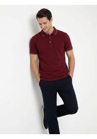 Klasyczna, Męska Koszulka Polo - Adriano Guinari - Bordowa. Typ kołnierza: polo. Kolor: czerwony. Materiał: bawełna. Styl: klasyczny #2