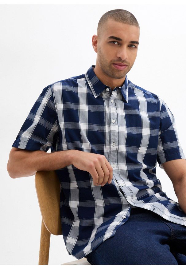 bonprix - Koszula z krótkim rękawem, z czystej bawełny. Kolor: niebieski. Materiał: bawełna. Długość rękawa: krótki rękaw. Długość: krótkie