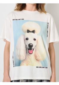 Sinsay - Bawełniana koszulka z nadrukiem - kremowy. Kolor: kremowy. Materiał: bawełna. Wzór: nadruk #1