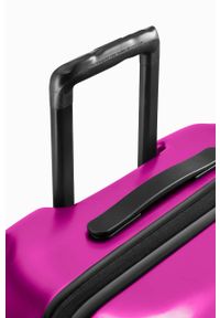 CRASH BAGGAGE - Crash Baggage walizka ICON Medium Size kolor różowy. Kolor: różowy. Materiał: materiał #5