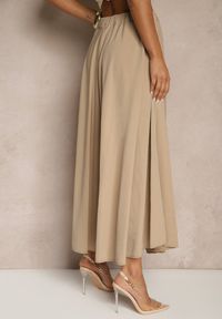 Renee - Ciemnobeżowa Spódnica z Wiskozą o Rozkloszowanym Kroju Addlia. Okazja: na co dzień. Kolor: beżowy. Materiał: wiskoza. Styl: elegancki, casual #5