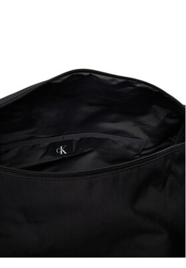 Calvin Klein Torba Bold Duffle LV04D3413G Czarny. Kolor: czarny. Materiał: materiał