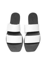 Kazar - Białe klapki damskie. Kolor: biały. Materiał: skóra. Wzór: paski. Sezon: lato #4