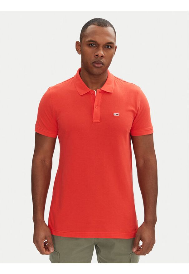 Tommy Jeans Polo DM0DM20676 Czerwony Slim Fit. Typ kołnierza: polo. Kolor: czerwony. Materiał: bawełna