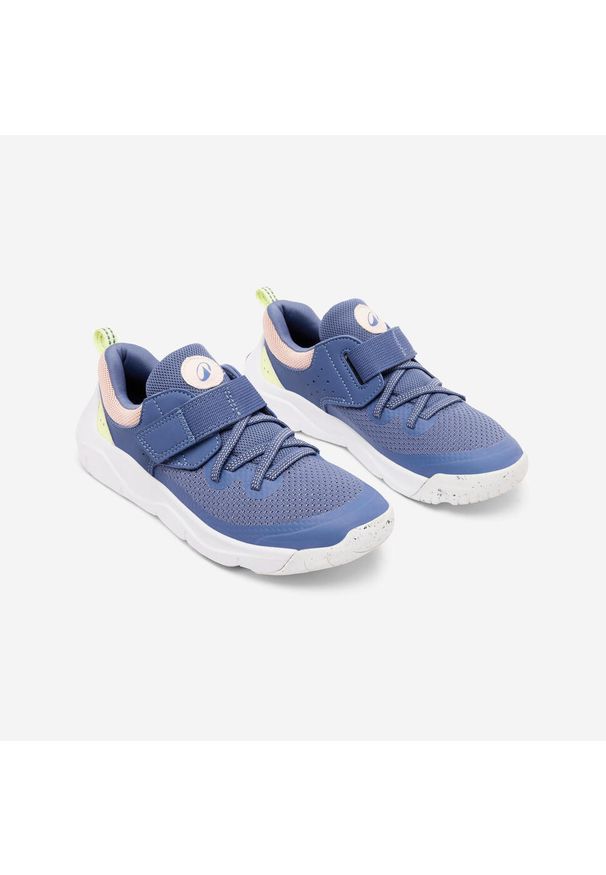 Buty dla dzieci Decathlon Playful Fast Scratch. Kolor: wielokolorowy, niebieski, żółty, różowy. Materiał: tkanina. Szerokość cholewki: normalna. Sport: turystyka piesza