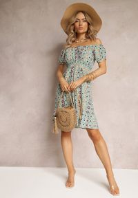 Renee - Zielona Mini Rozkloszowana Sukienka o Hiszpańskim Fasonie z Wiskozy Ruzara. Kolor: zielony. Materiał: wiskoza. Długość: mini #3