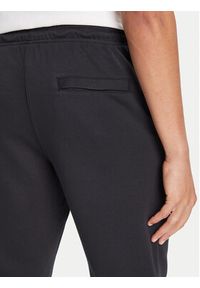 Nike Spodnie dresowe Club Fleece FN3801 Czarny Regular Fit. Kolor: czarny. Materiał: bawełna #5