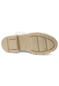 Białe Botki Armodo Wygodne Obuwie Damskie. Kolor: biały. Materiał: skóra. Obcas: na obcasie. Styl: elegancki. Wysokość obcasa: średni #3