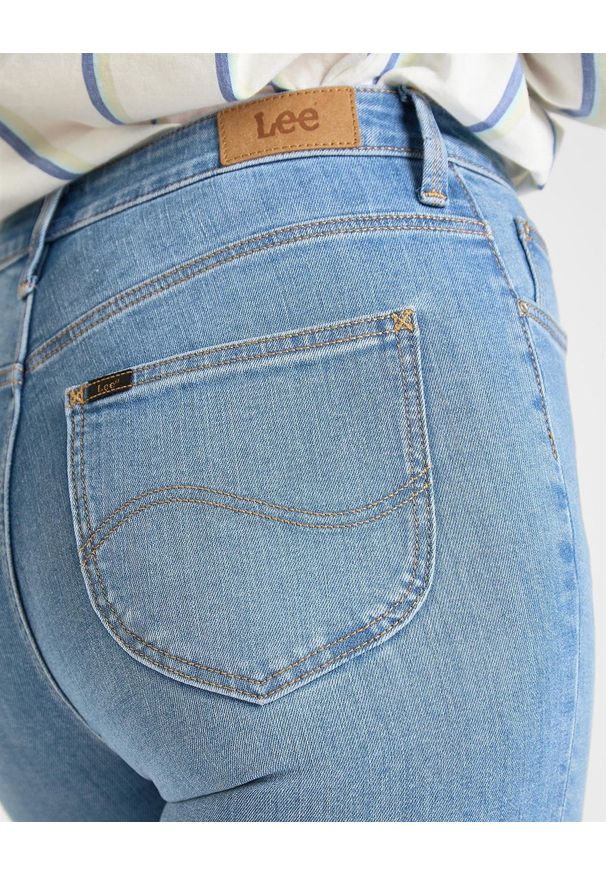 Lee - SPODNIE DAMSKIE LEE SCARLETT HIGH LIGHT FLORIN L626MOHR 112114288. Stan: podwyższony