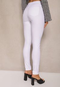 Renee - Białe Spodnie Typu Skinny z Bawełną High Waist Sepallia. Okazja: na co dzień. Stan: podwyższony. Kolor: biały. Materiał: bawełna. Sezon: lato, wiosna. Styl: sportowy, casual #5