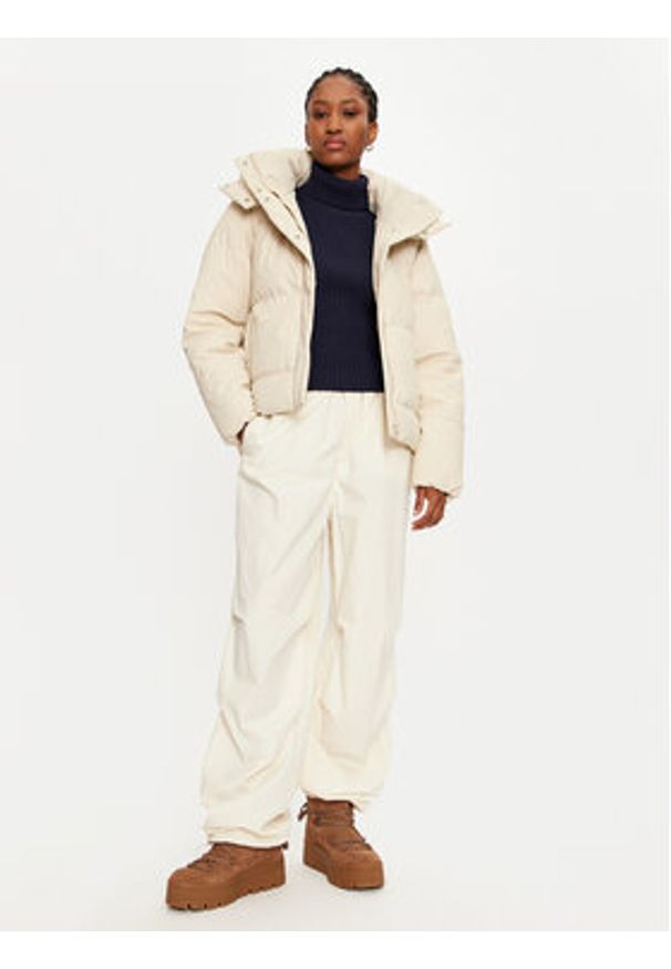 Vero Moda Kurtka zimowa Greta Kylie 10311315 Beżowy Regular Fit. Kolor: beżowy. Materiał: skóra. Sezon: zima