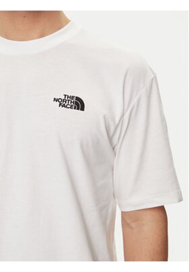 The North Face T-Shirt Simple Dome NF0A87NR Biały Oversize. Kolor: biały. Materiał: bawełna