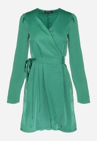 Born2be - Zielona Satynowa Sukienka Kopertowa Missa. Kolor: zielony. Materiał: satyna. Typ sukienki: kopertowe. Długość: mini #3