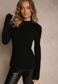 Renee - Czarny Golf z Tłoczonym Wzorem Ralinnea. Okazja: na co dzień. Typ kołnierza: golf. Kolor: czarny. Styl: casual, klasyczny #3