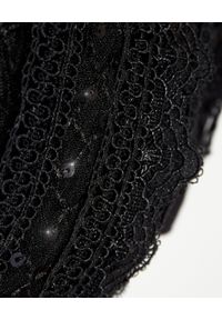 SELF PORTRAIT - Koronkowa sukienka z cekinami. Kolor: czarny. Materiał: koronka. Typ sukienki: plisowane, rozkloszowane. Styl: klasyczny. Długość: mini #2