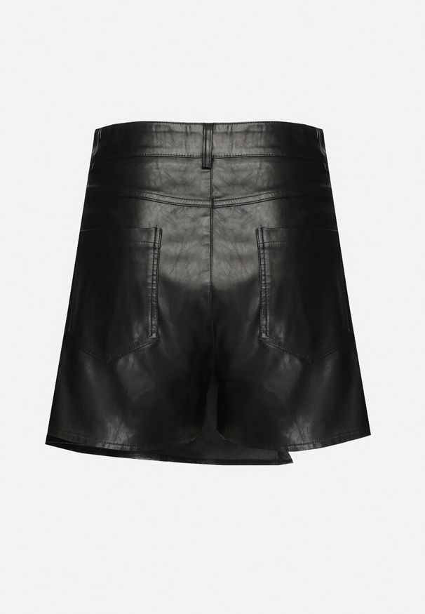 Born2be - Czarne Spódnico-Szorty z Imitacji Skóry Iritte. Okazja: na co dzień. Stan: podwyższony. Kolor: czarny. Materiał: skóra. Długość: krótkie. Styl: casual