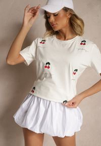 Renee - Biały T-shirt z Bawełny z Haftowanymi Detalami w Wiśnie Nevianeva. Okazja: do pracy, na co dzień. Kolor: biały. Materiał: bawełna. Wzór: haft. Styl: elegancki, casual #4