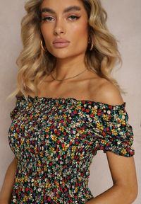 Renee - Czarno-Zielona Hiszpanka Sukienka z Wiskozy w Kwiatowy Wzór z Gumką w Pasie Silemia. Okazja: na co dzień. Typ kołnierza: dekolt hiszpanka. Kolor: czarny. Materiał: wiskoza. Wzór: kwiaty. Typ sukienki: proste, rozkloszowane. Styl: casual, elegancki