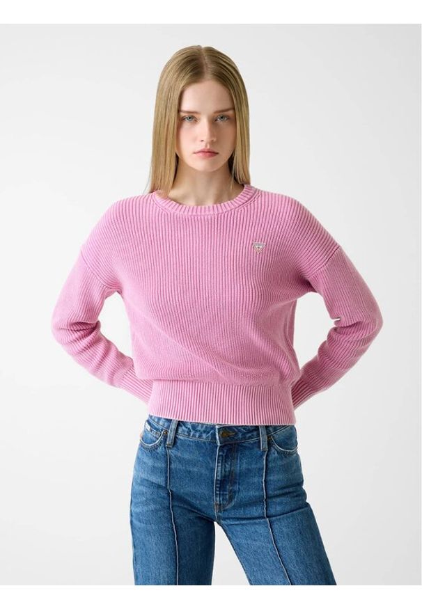 Guess Jeans Sweter 180586 Różowy Classic Fit. Kolor: różowy