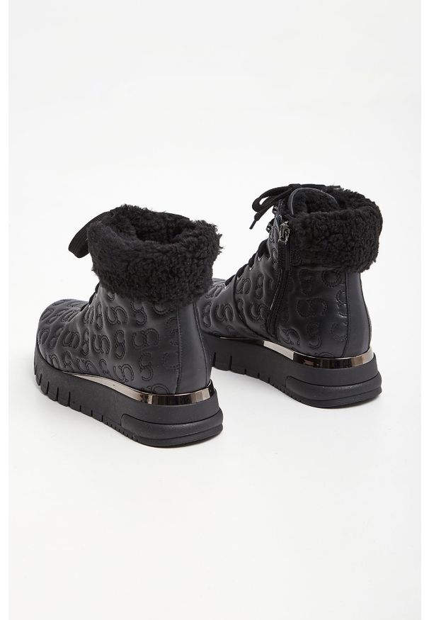 Sneakersy skórzane CESARE CASADEI. Materiał: skóra. Szerokość cholewki: normalna. Wzór: haft