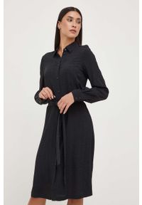 Pinko sukienka z domieszką jedwabiu kolor czarny mini. Okazja: na co dzień. Kolor: czarny. Materiał: jedwab. Długość rękawa: długi rękaw. Typ sukienki: proste. Styl: casual. Długość: mini