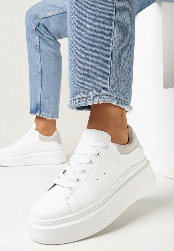 Born2be - Biało-Szare Wiązane Sneakersy na Grubej Platformie z Cholewką przed Kostkę Auture. Wysokość cholewki: przed kostkę. Nosek buta: okrągły. Kolor: szary, biały. Szerokość cholewki: normalna. Obcas: na platformie