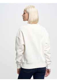 Big-Star - Bluza damska z aplikacją biała Oneidea 100. Kolor: biały. Materiał: bawełna, materiał, jeans, denim, dresówka, dzianina. Wzór: aplikacja #6