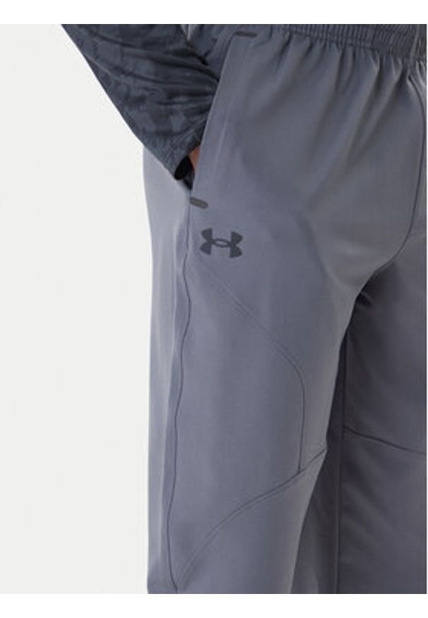 Under Armour Spodnie dresowe Unstoppable 6003861 Szary Loose Fit. Kolor: szary. Materiał: syntetyk