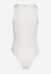 Born2be - Białe Body Ozdobione Kokardkami Ovilene. Okazja: na co dzień. Typ kołnierza: kokarda. Kolor: biały. Materiał: jeans. Wzór: aplikacja. Styl: klasyczny, casual #4