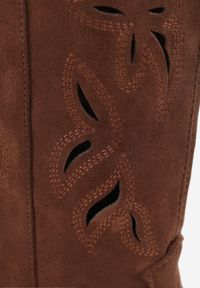 Renee - Brązowe Ażurowe Kozaki Kowbojki na Obcasie typu Stożek Tidrina. Kolor: brązowy. Materiał: zamsz. Wzór: ażurowy. Obcas: na obcasie. Styl: elegancki. Wysokość obcasa: średni #9