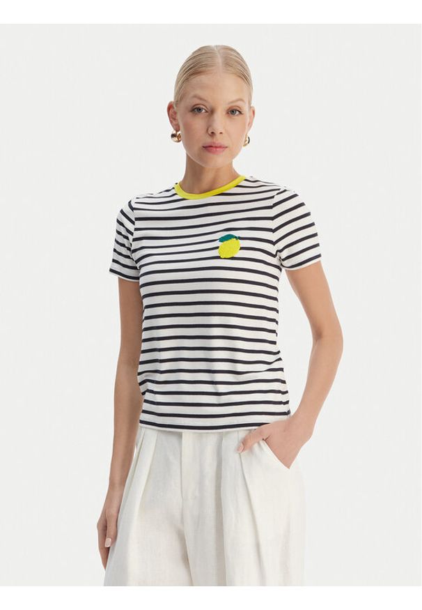 only - ONLY T-Shirt Heart 15318959 Biały Regular Fit. Kolor: biały. Materiał: wiskoza