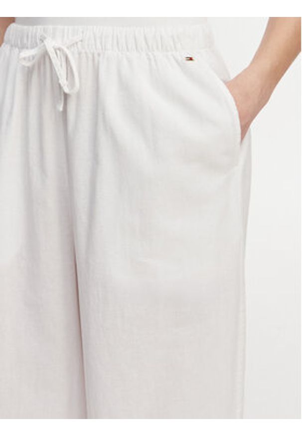 TOMMY HILFIGER - Tommy Hilfiger Spodnie materiałowe UW0UW06431 Biały. Kolor: biały. Materiał: bawełna