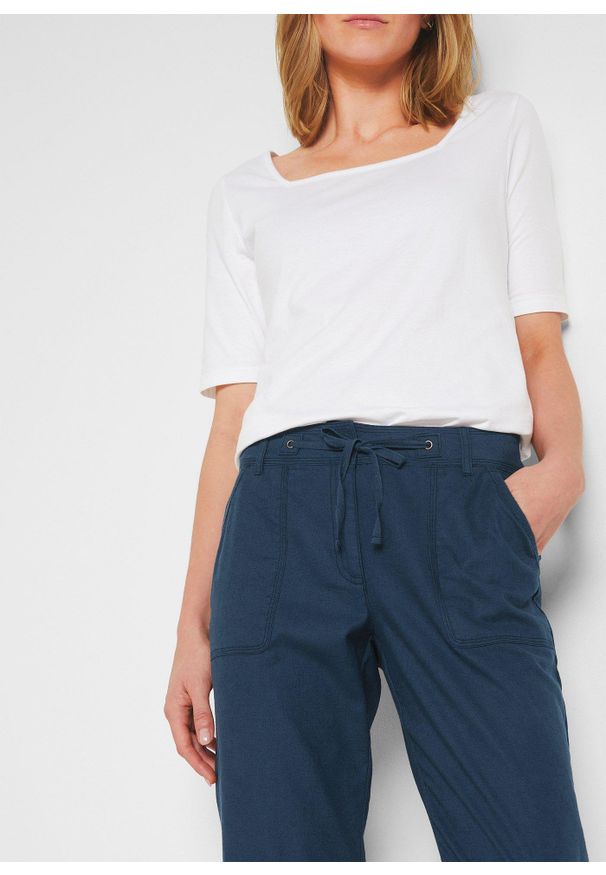 bonprix - Spodnie 3/4 z mieszanki bawełny z lnem. Kolor: niebieski. Materiał: bawełna, len. Wzór: prążki