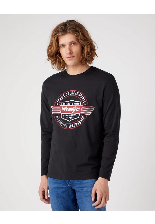 Wrangler - WRANGLER AMERICANA TEE MĘSKA KOSZULKA Z DŁUGIM RĘKAWEM LOGO FADED BLACK W70QD3XV6 112320777. Długość rękawa: długi rękaw. Długość: długie