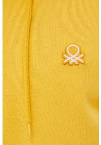 United Colors of Benetton Bluza bawełniana męska kolor żółty z kapturem gładka. Okazja: na co dzień. Typ kołnierza: kaptur. Kolor: żółty. Materiał: bawełna. Wzór: gładki. Styl: casual #5