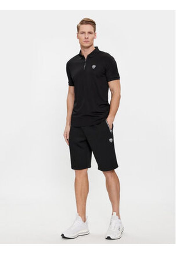 EA7 Emporio Armani Szorty sportowe 8NPS08 PJ4EZ 1200 Czarny Regular Fit. Kolor: czarny. Materiał: syntetyk. Styl: sportowy