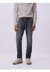 Reserved - Jeansy slim z efektem sprania - szary. Kolor: szary