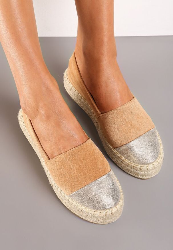 Renee - Brązowe Espadryle z Brokatowym Noskiem i Plecioną Podeszwą Plaora. Kolor: brązowy. Obcas: na platformie