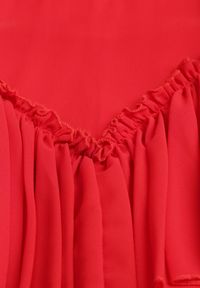 Born2be - Czerwona Rozkloszowana Sukienka Kombinezon Mini z Falbankami Gilha. Typ kołnierza: kołnierz z falbankami. Kolor: czerwony. Materiał: koronka. Wzór: aplikacja. Długość: mini #6