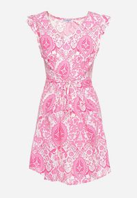 Born2be - Różowa Kwiecista Sukienka Mini z Materiałowym Paskiem i Falbankami Caidin. Okazja: na co dzień. Typ kołnierza: kołnierz z falbankami. Kolor: różowy. Materiał: materiał. Styl: casual. Długość: mini #4