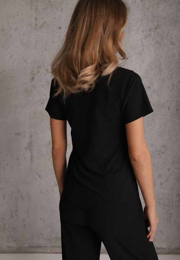 Renee - Czarny T-shirt Basic z Okrągłym Dekoltem Dolea. Okazja: na co dzień. Kolor: czarny. Materiał: jeans. Długość: krótkie. Wzór: gładki. Styl: casual