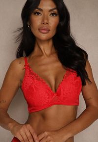 Renee - Czerwony Biustonosz Zdobiony Koronką i Kokardami Morgavia. Kolor: czerwony. Materiał: koronka. Wzór: koronka, aplikacja #1