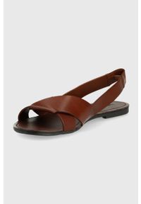 vagabond - Vagabond sandały skórzane TIA damskie kolor brązowy. Kolor: brązowy. Materiał: skóra. Wzór: gładki. Obcas: na obcasie. Wysokość obcasa: niski